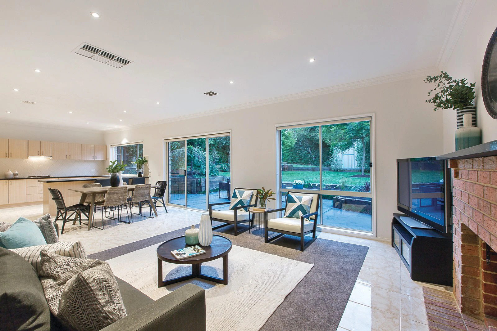 2 Hudson Street, Hampton, VIC