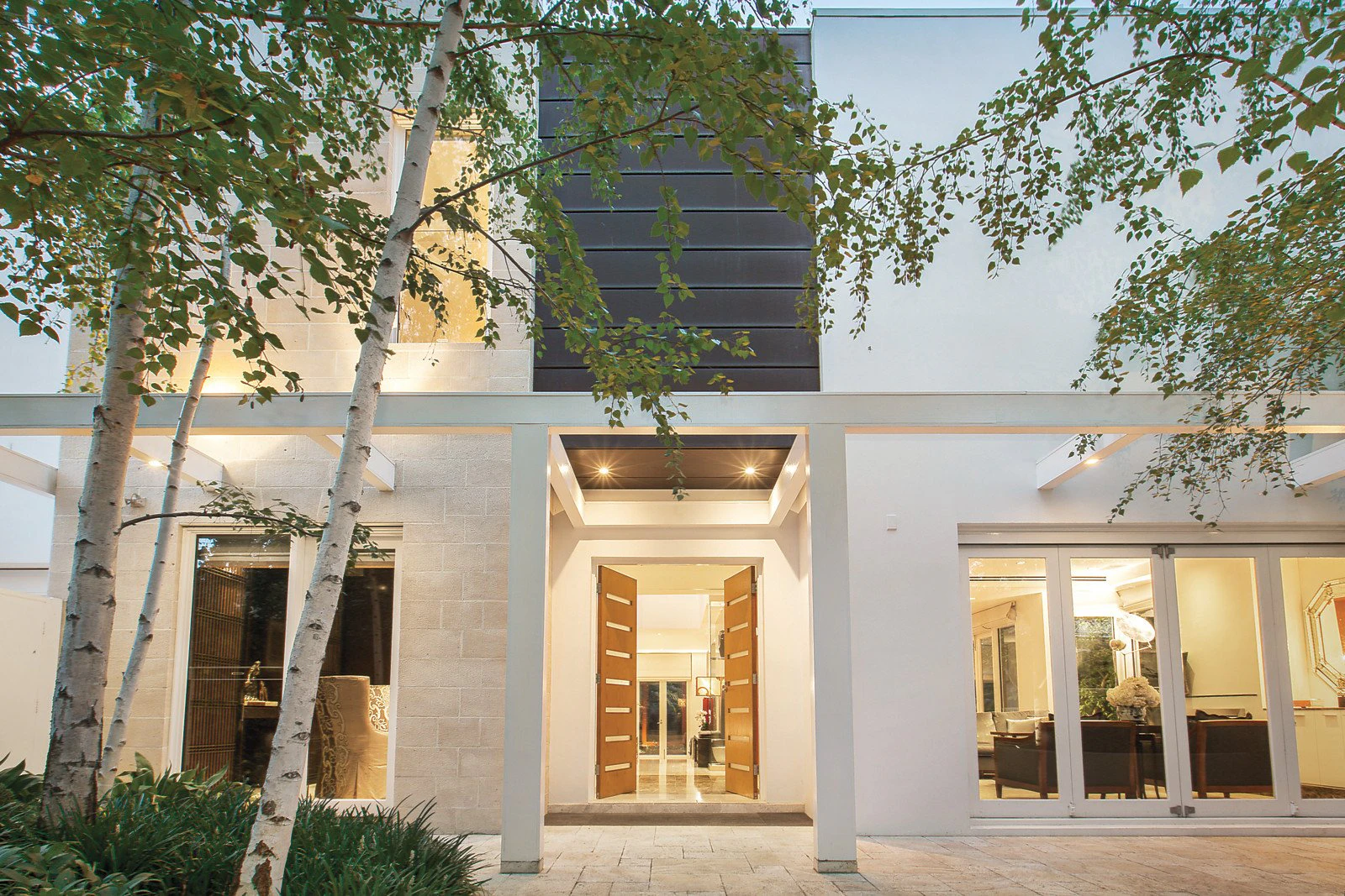 44 Hampden Road, Armadale, VIC
