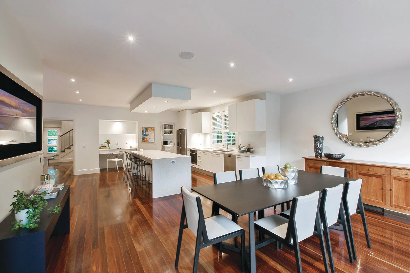 10 Crest Avenue, Balwyn, VIC