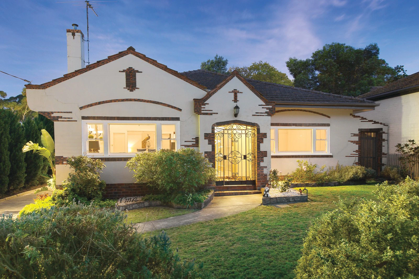 1 Walsh Street, Deepdene, VIC