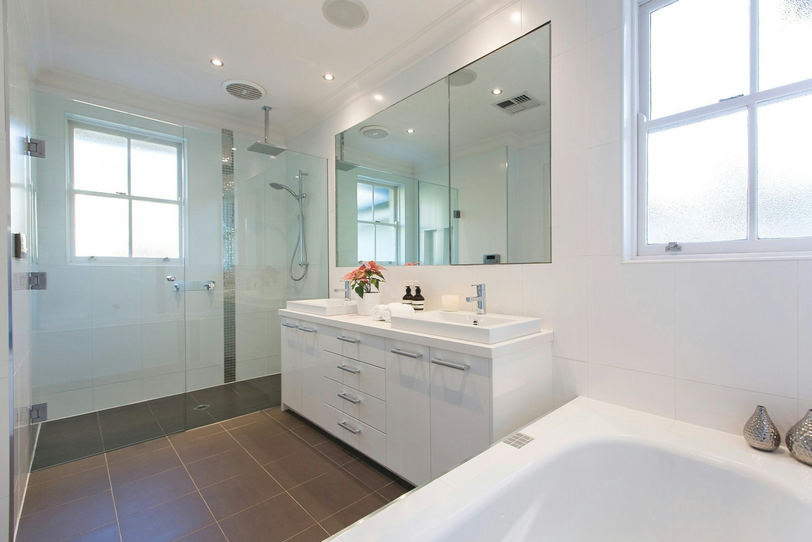 10 Crest Avenue, Balwyn, VIC