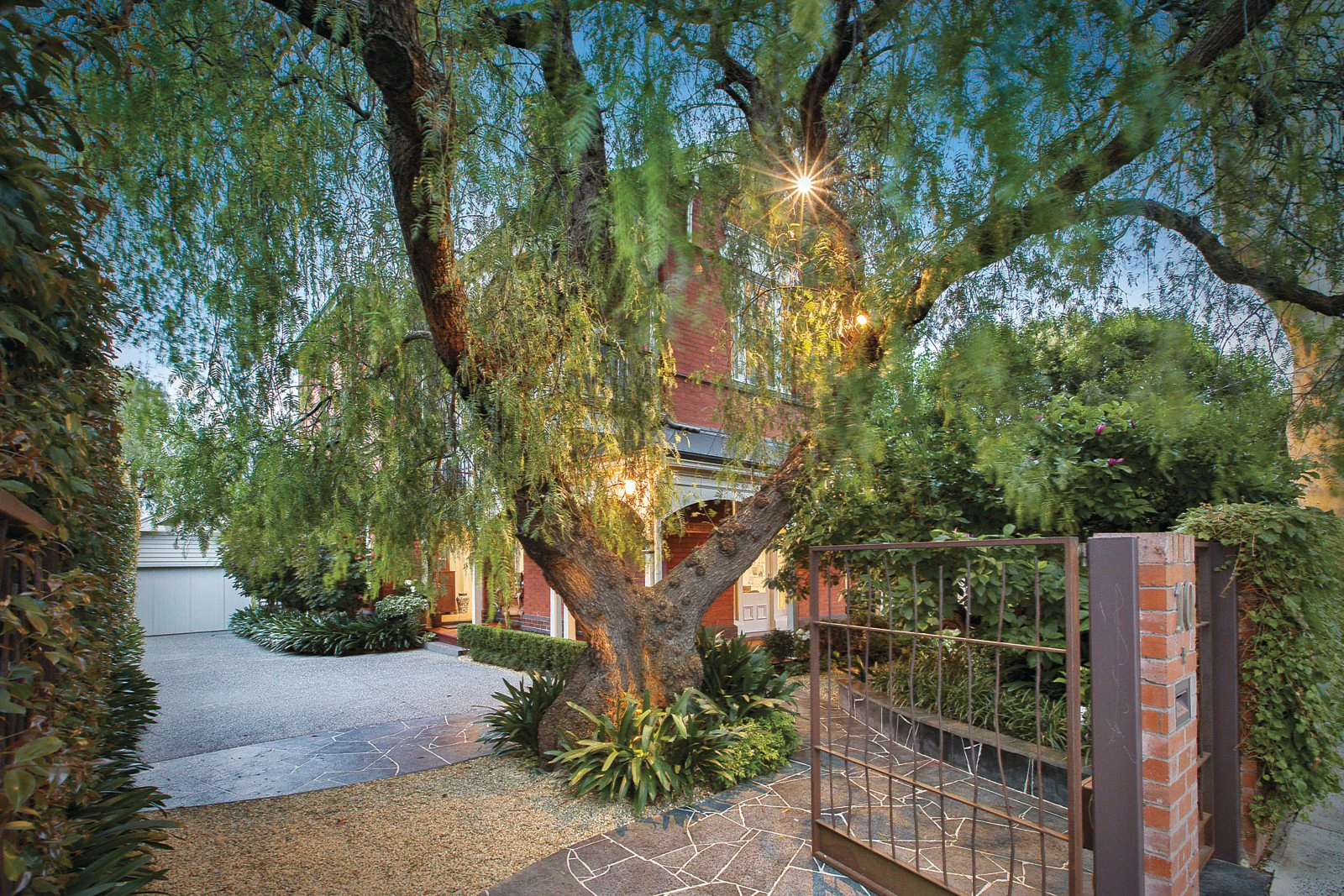 10 Elmie Street, Hawthorn, VIC