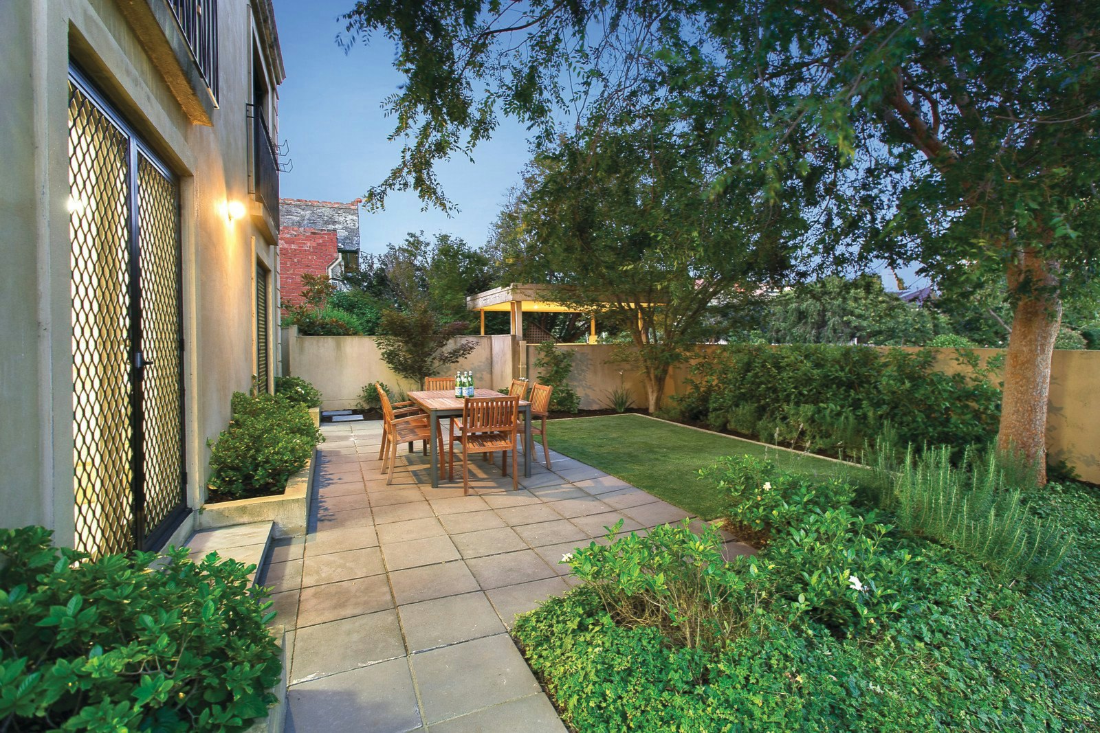 1/3 Irving Street, Malvern, VIC