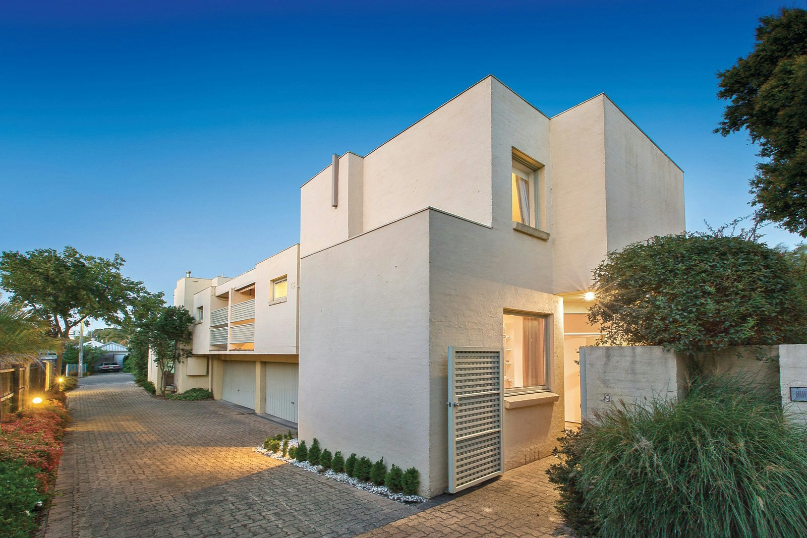 2/28 Caroline Street, Hawthorn East, VIC