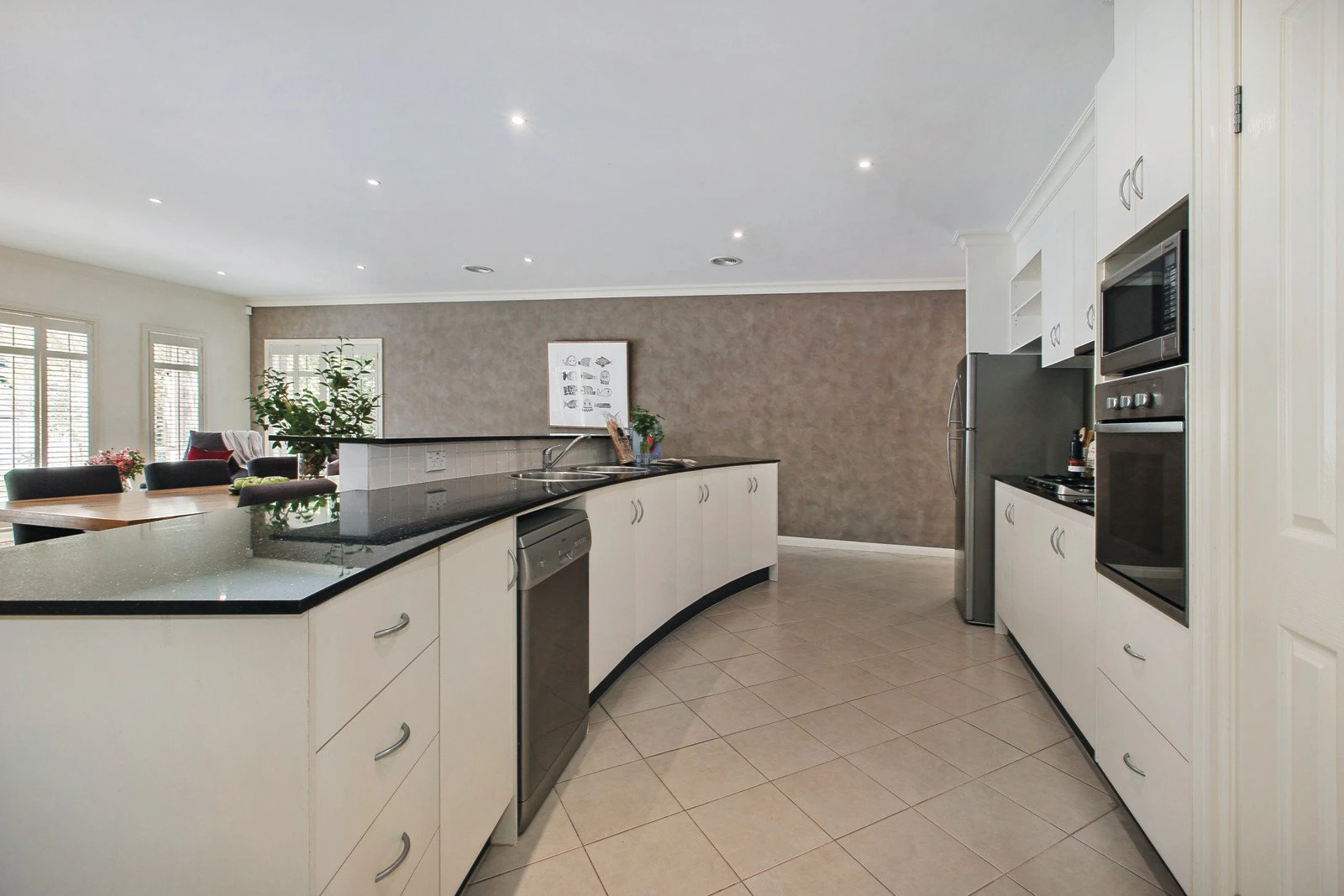 55 Rowell Avenue, Camberwell, VIC