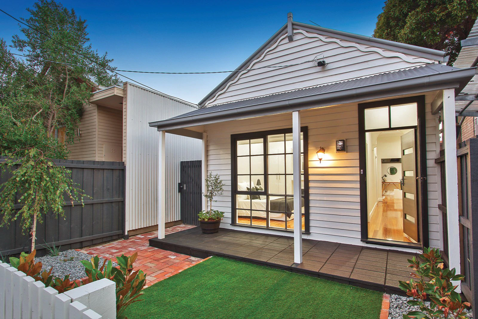 6 Fulton Street, Armadale, VIC