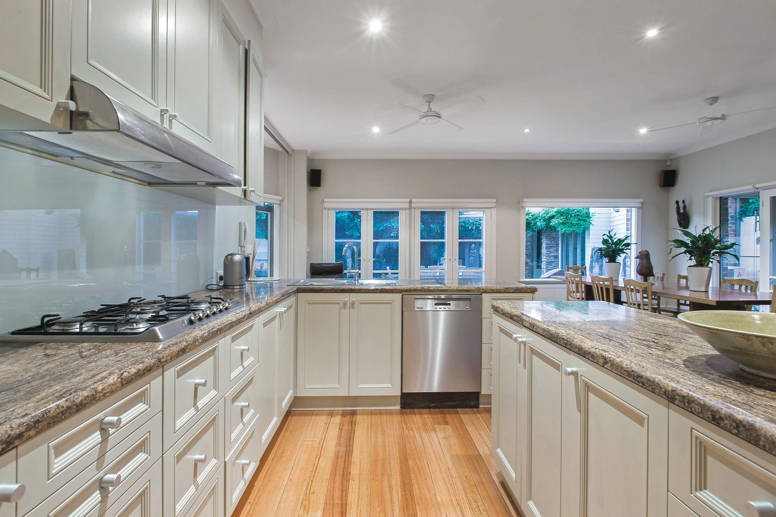 4 Orford Avenue, Kew, VIC