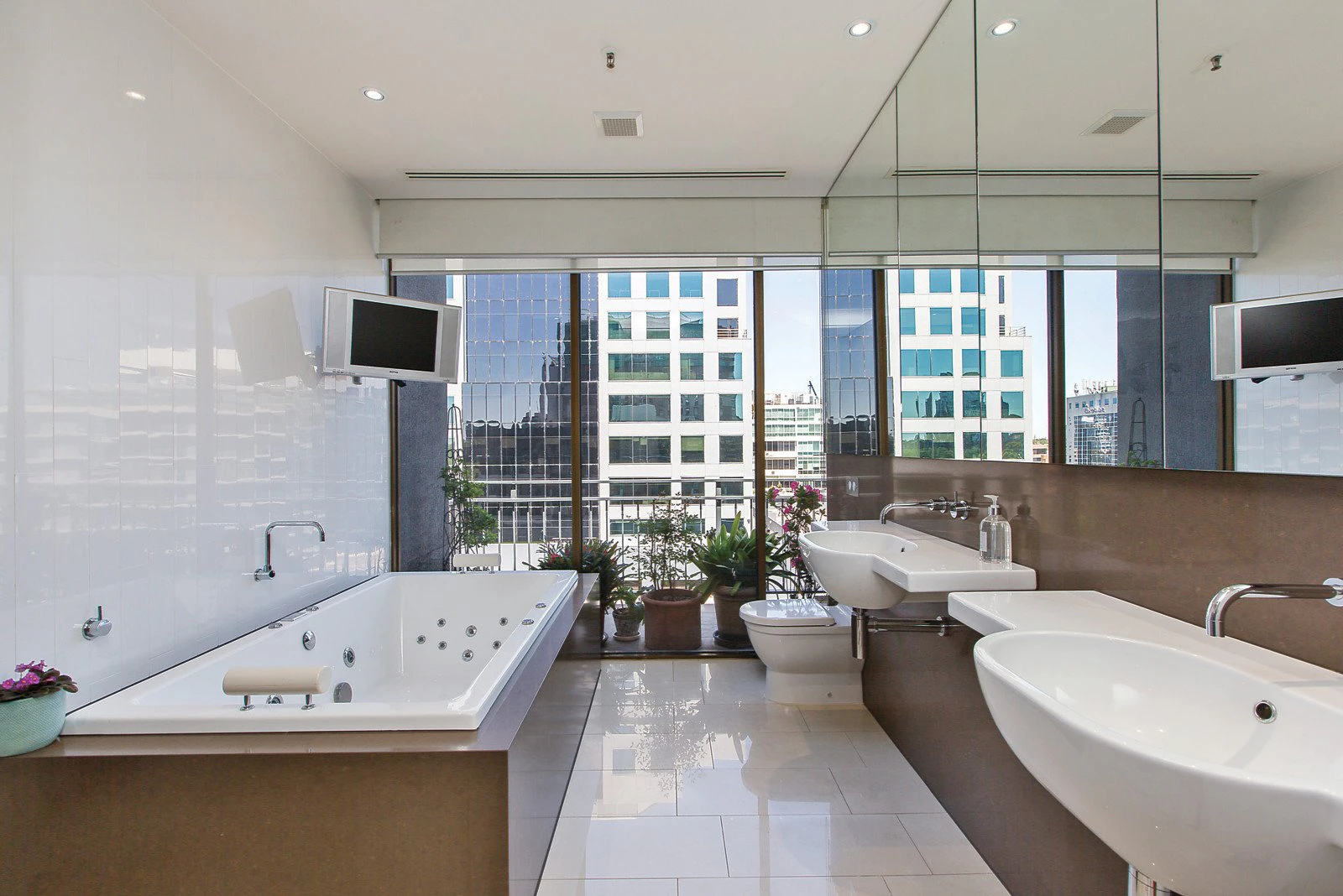 702/598 St Kilda Road, Melbourne, VIC