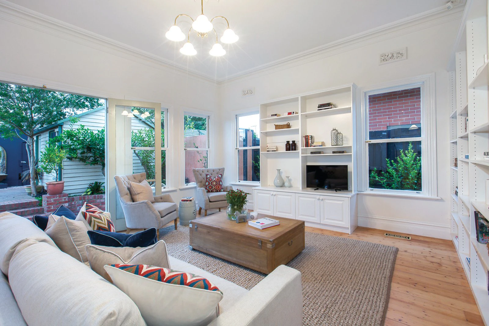 98 Emo Road, Malvern East, VIC