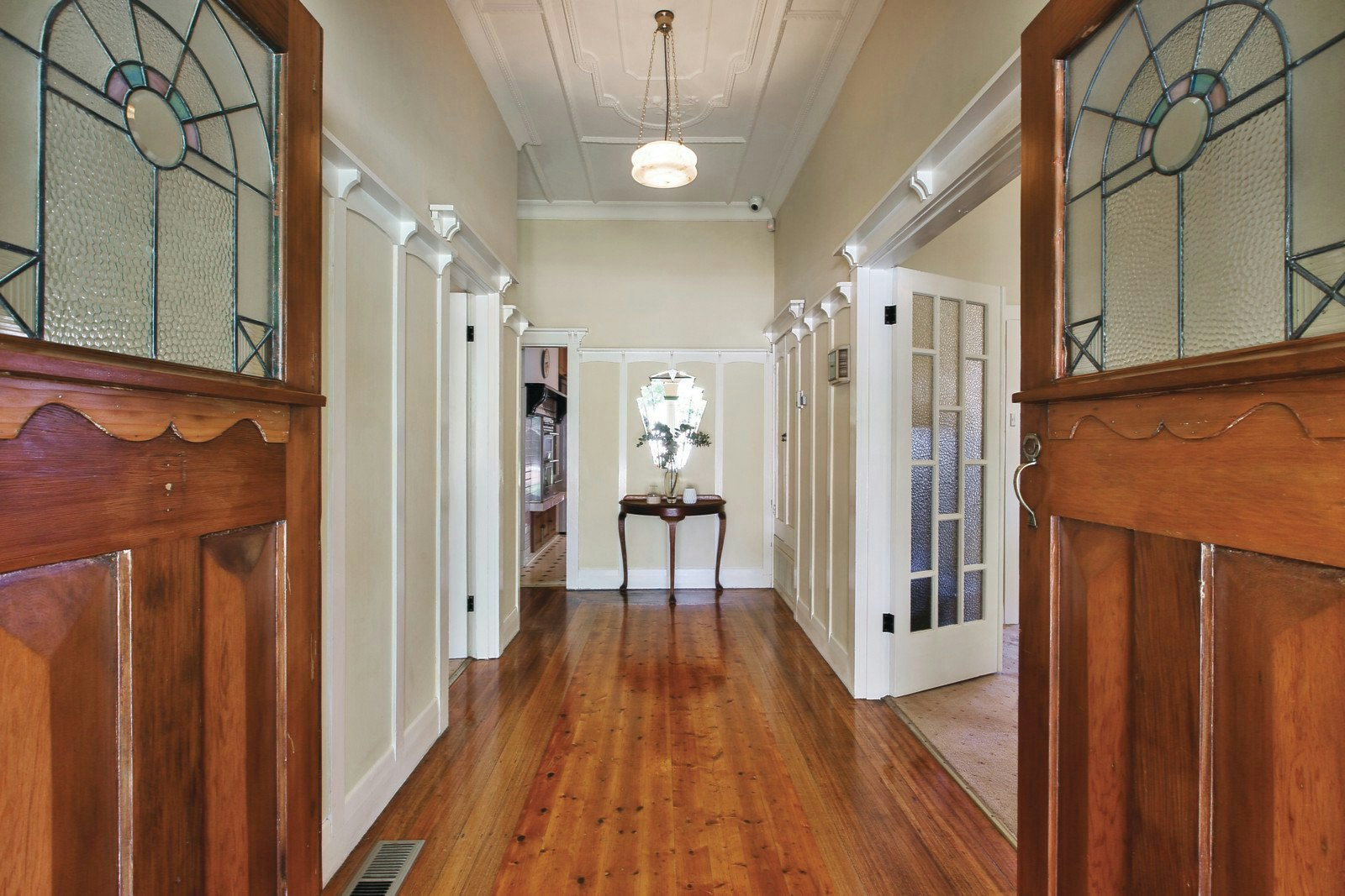 11 Warida Avenue, Malvern East, VIC