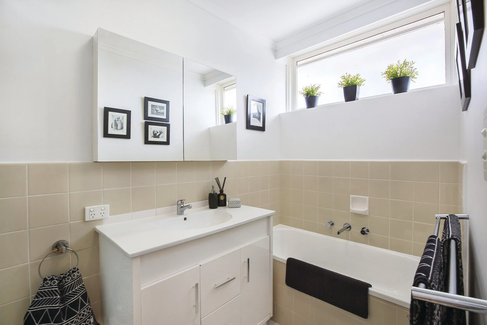 8/6 Irving Street, Malvern, VIC