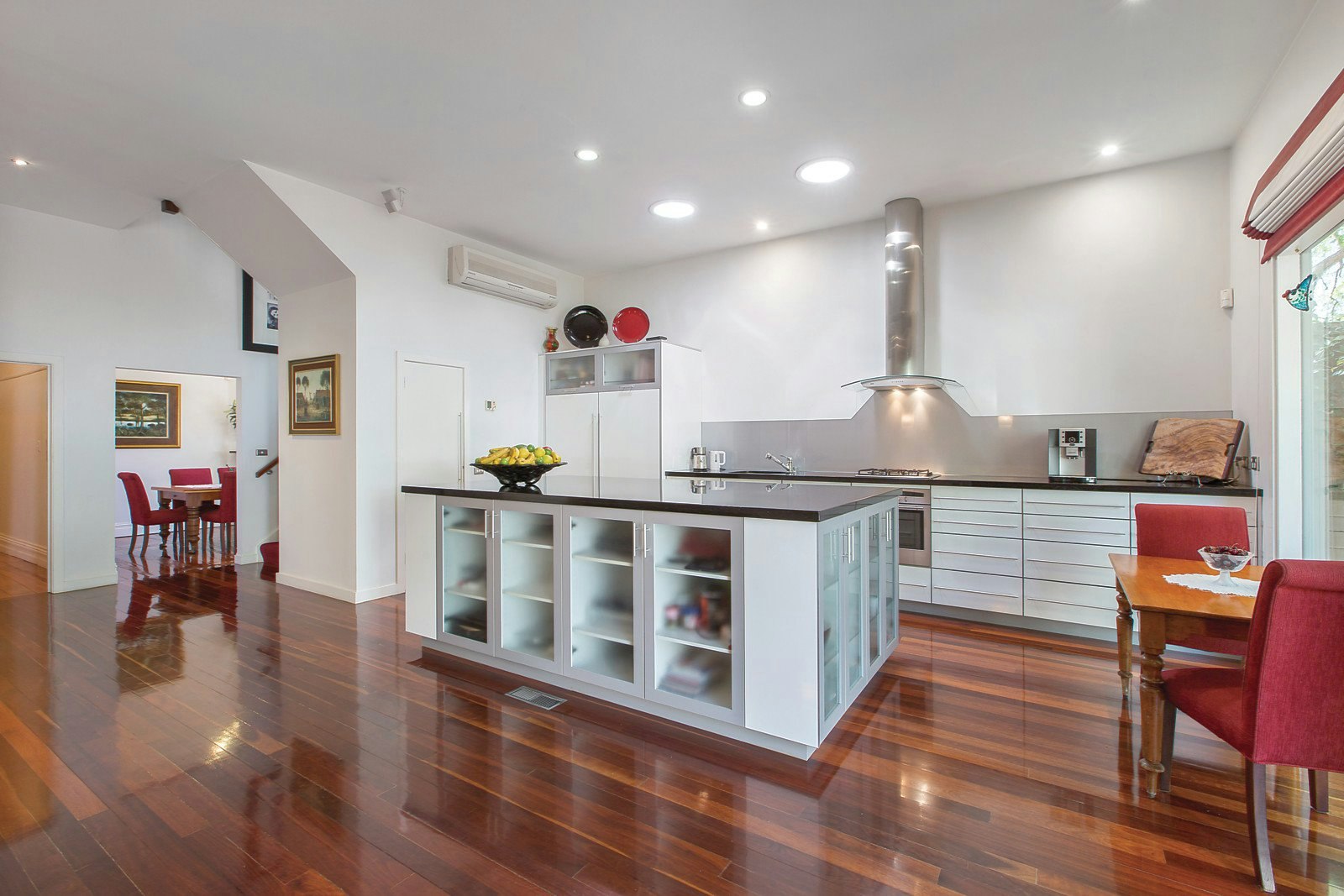 112 Asling Street, Brighton, VIC