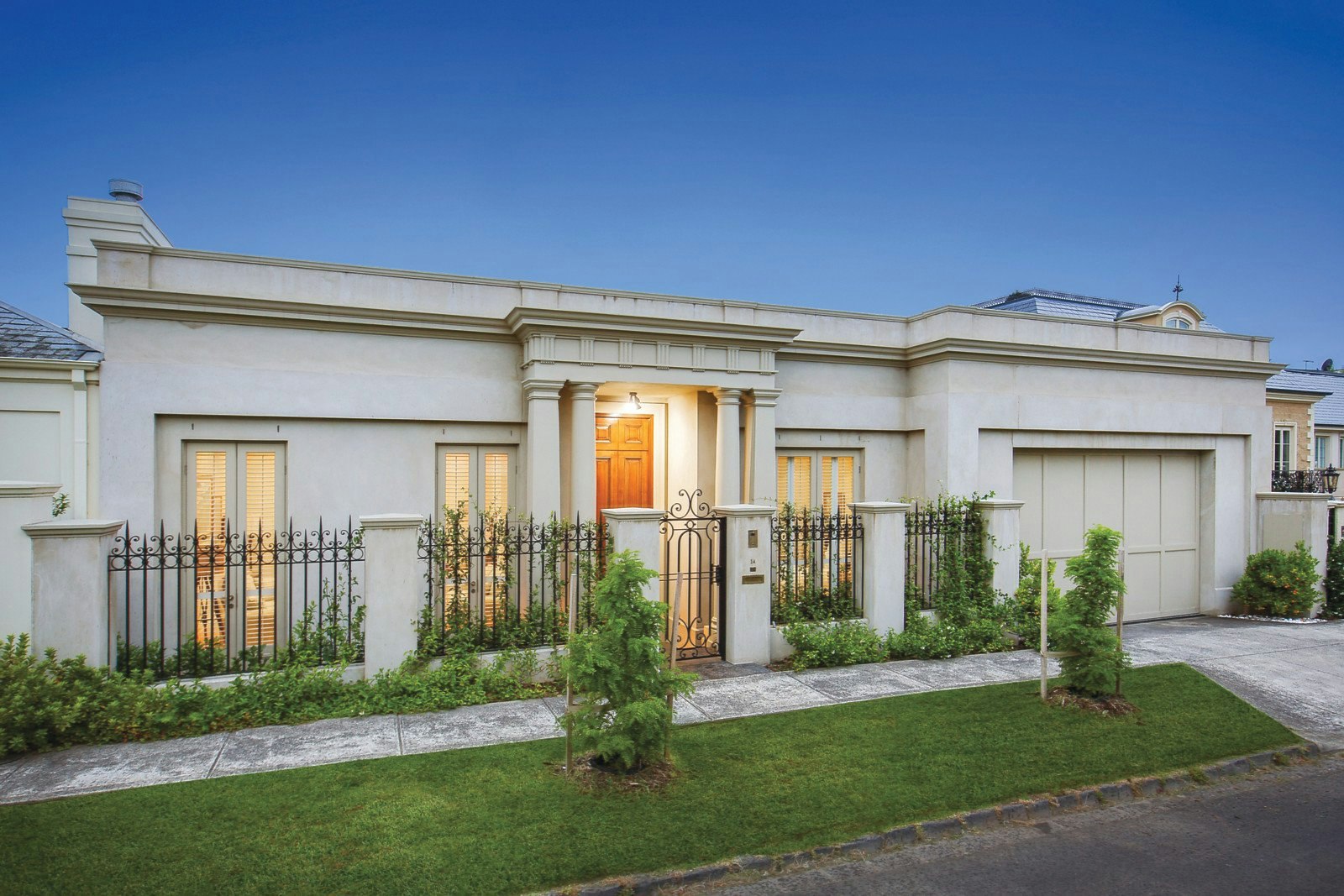 1A Boandyne Court, Toorak, VIC