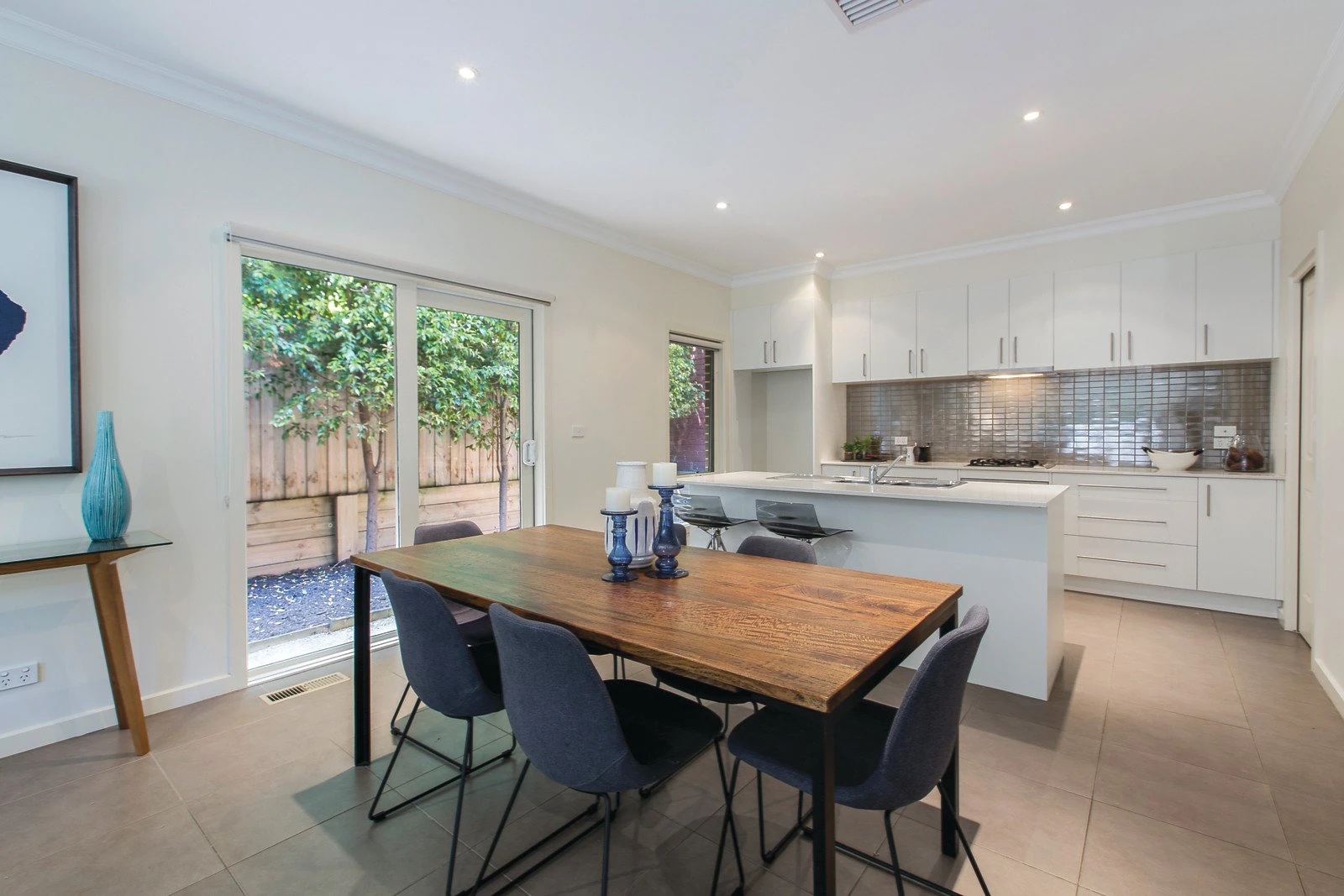 15 Warren Street, Burwood, VIC