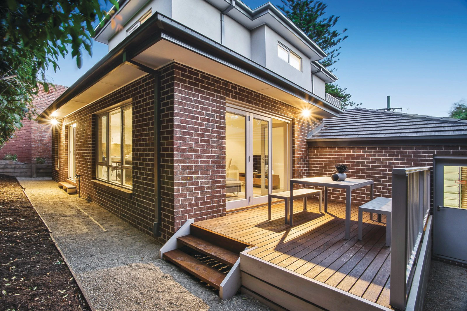 15 Warren Street, Burwood, VIC