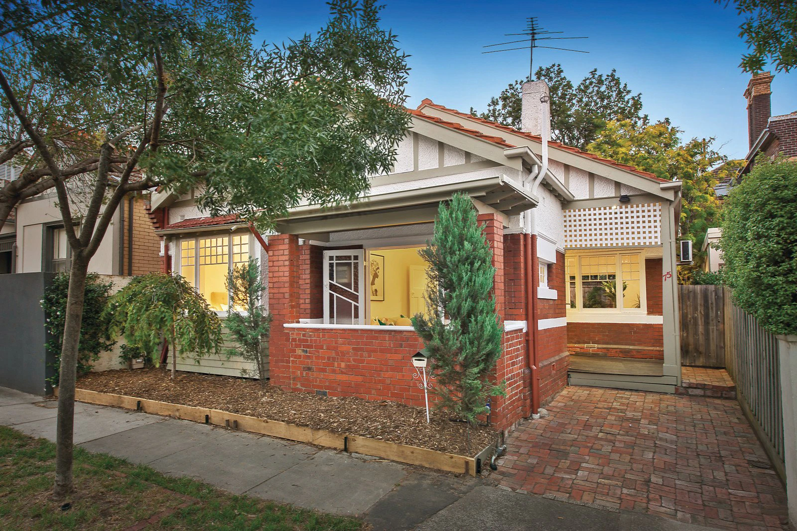 75 Sutherland Road, Armadale, VIC