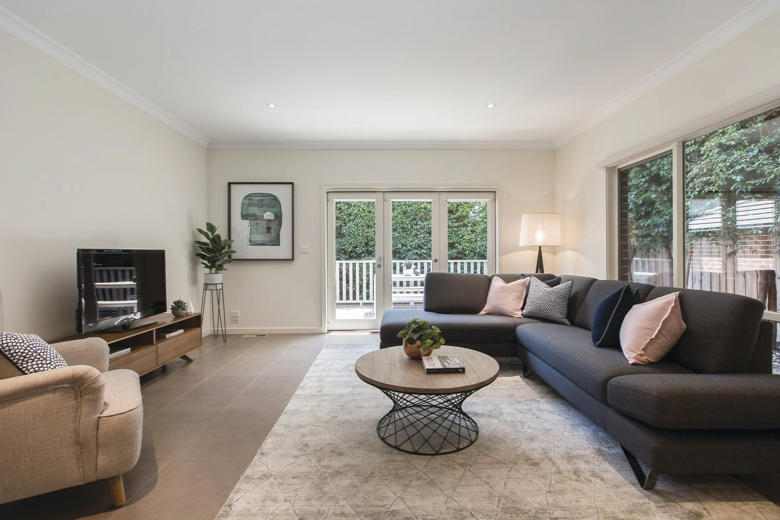 15 Warren Street, Burwood, VIC