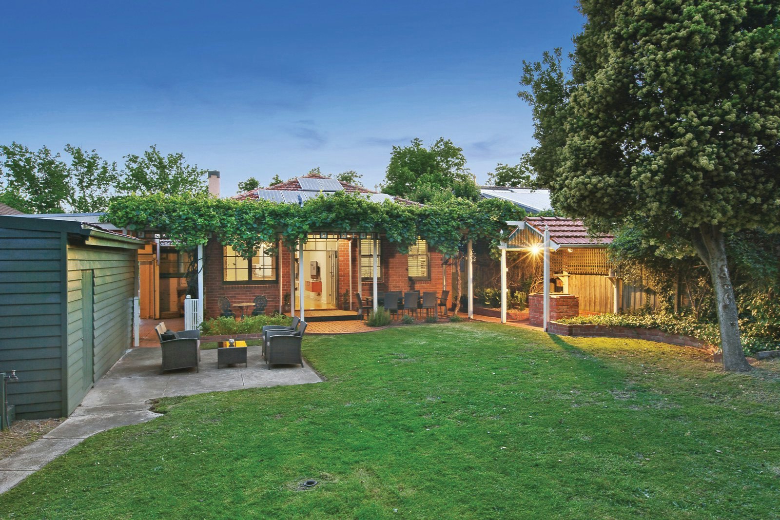 11 Warida Avenue, Malvern East, VIC