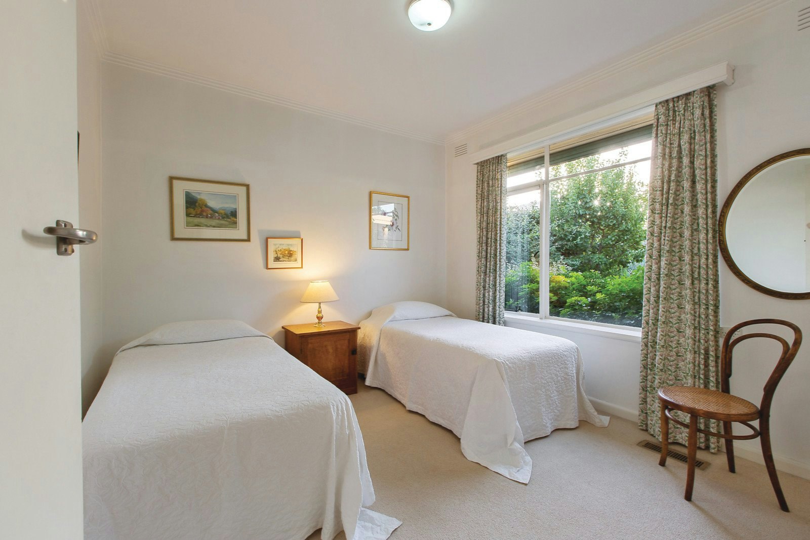 13 Bruce Street, Malvern East, VIC