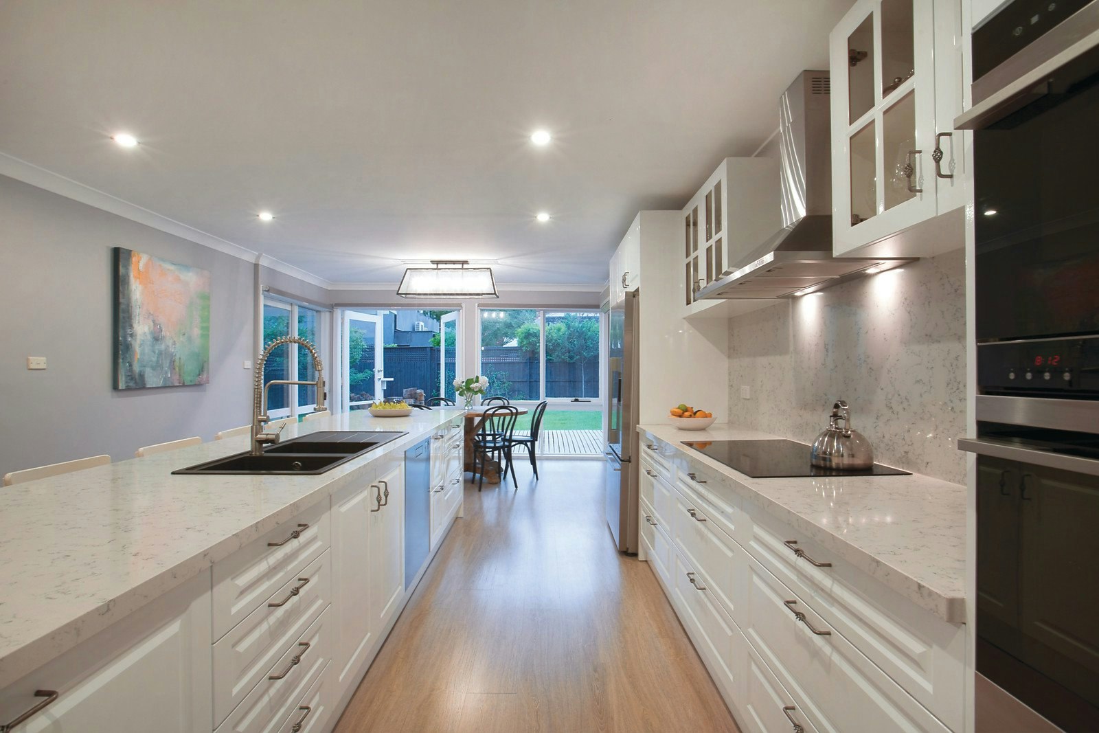 16 Gladstone Avenue, Armadale, VIC