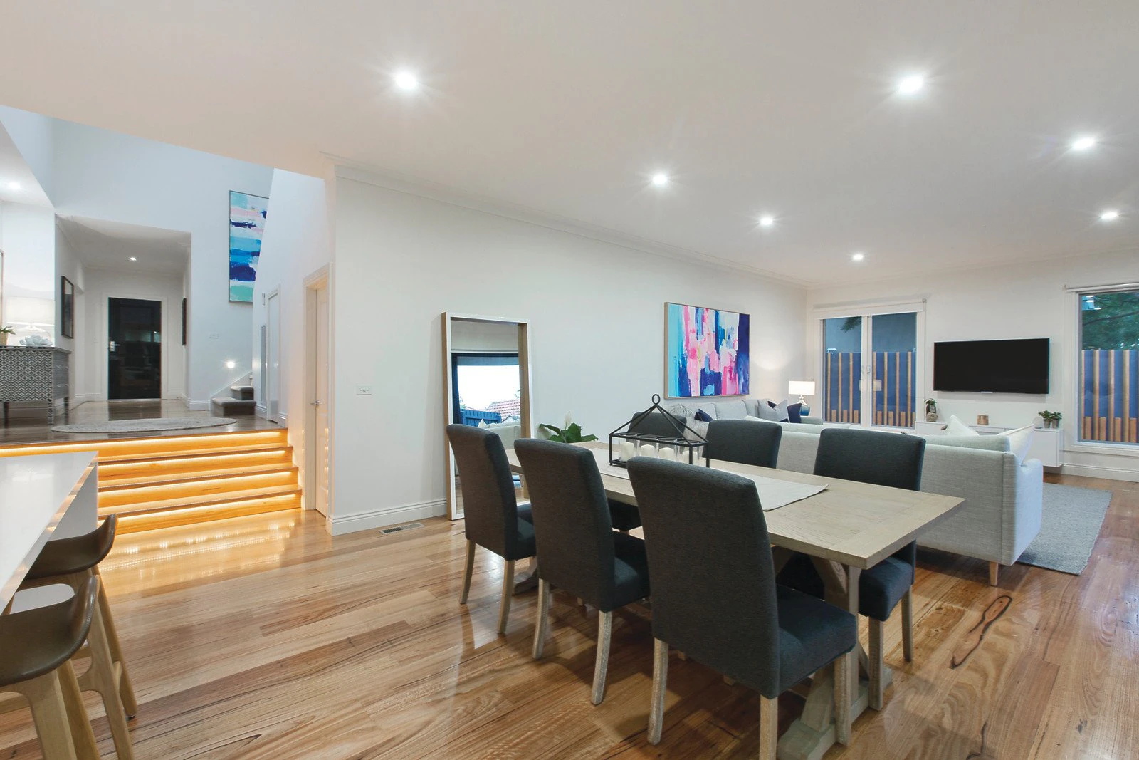 4 North Court, Surrey Hills, VIC