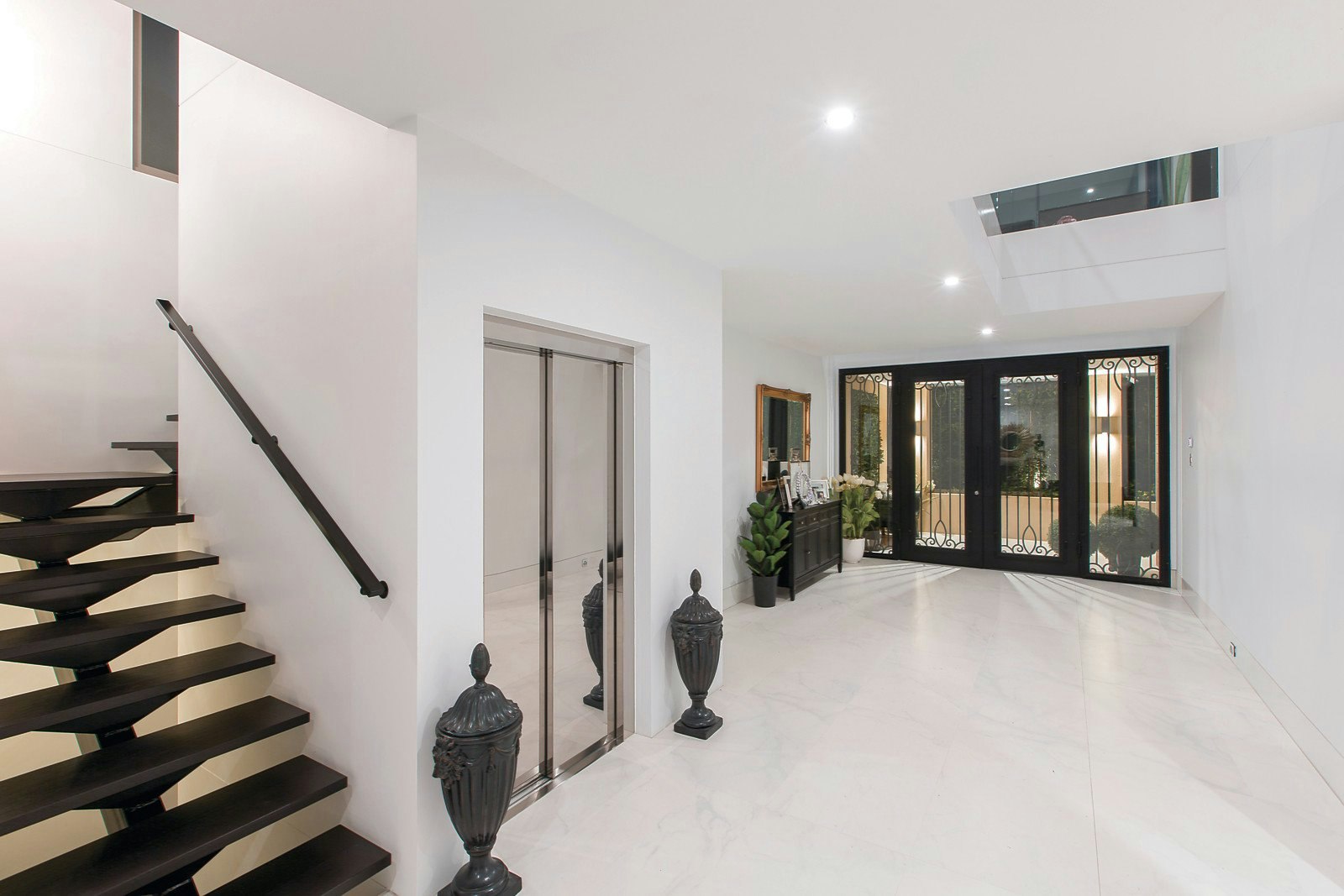 26-28 Eaglemont Crescent, Eaglemont, VIC