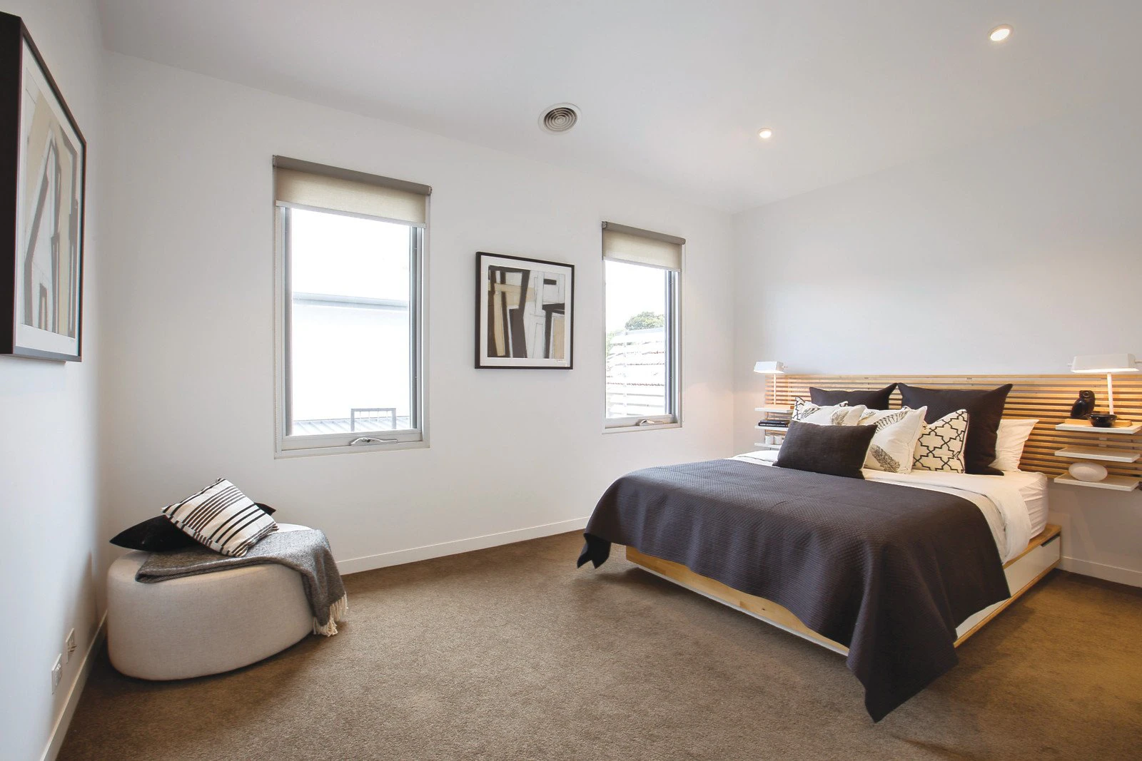 9 Banks Avenue, Hampton, VIC