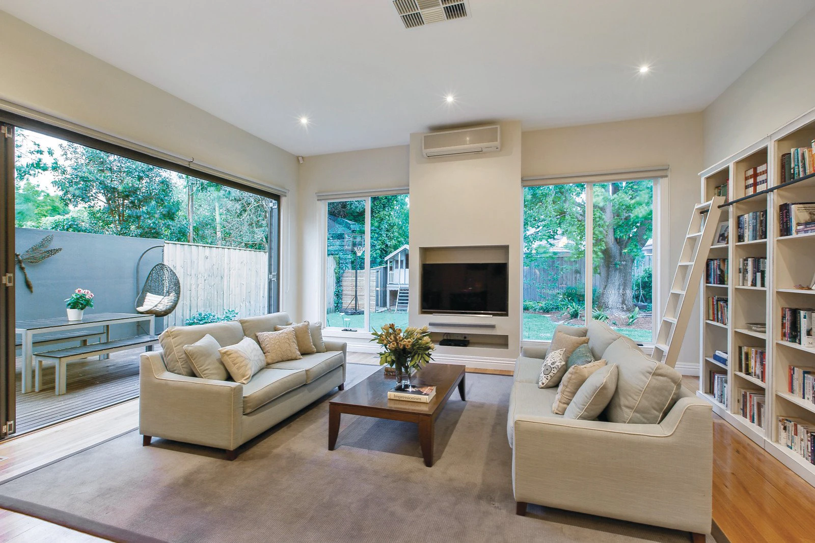 5 Charles Street, Glen Iris, VIC