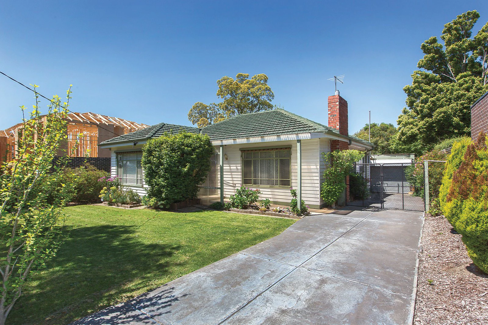 22 McColl Road, Mont Albert North, VIC