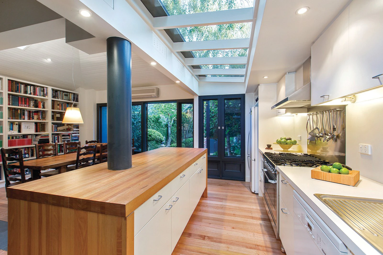 13 St Vincent Place, Albert Park, VIC
