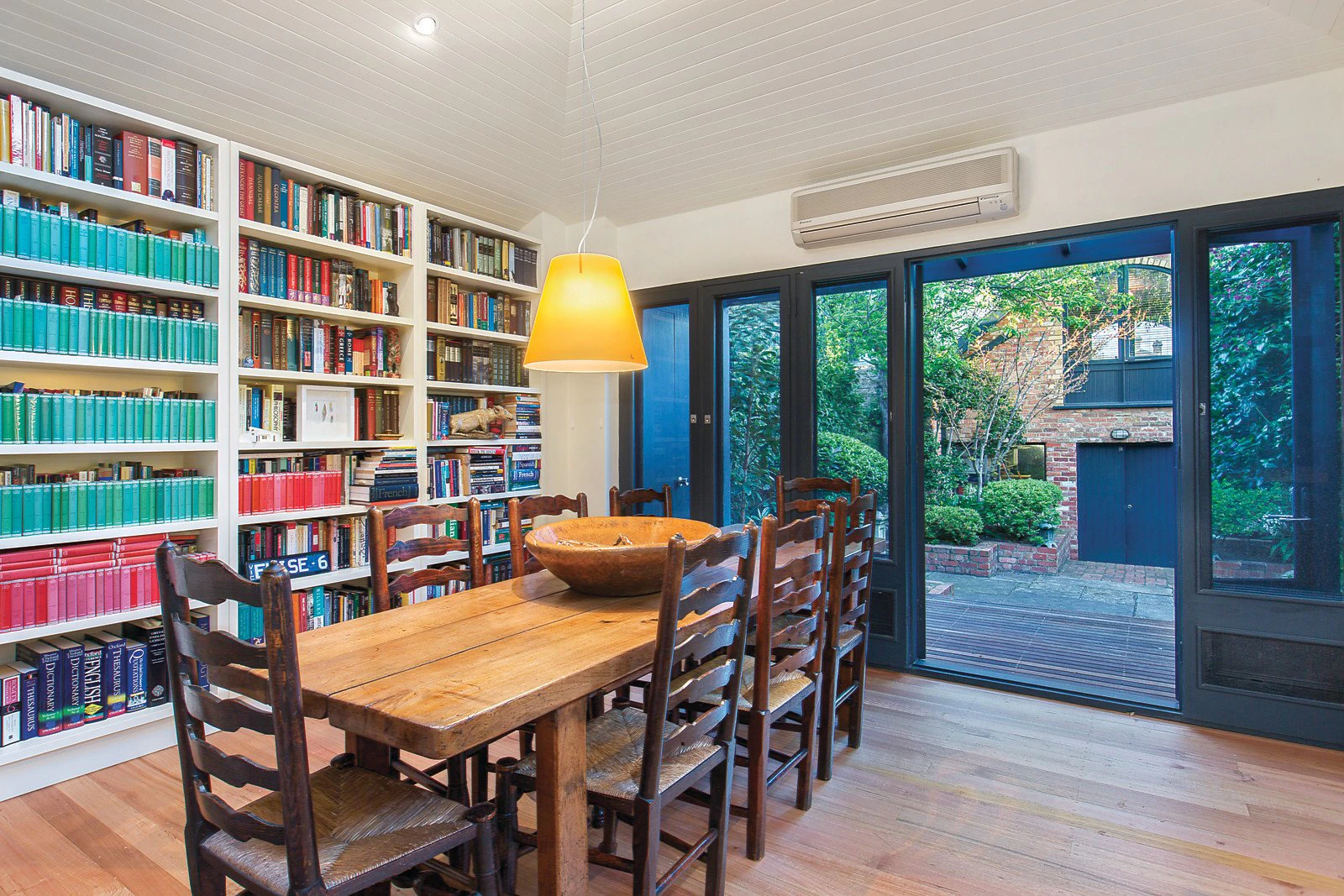 13 St Vincent Place, Albert Park, VIC