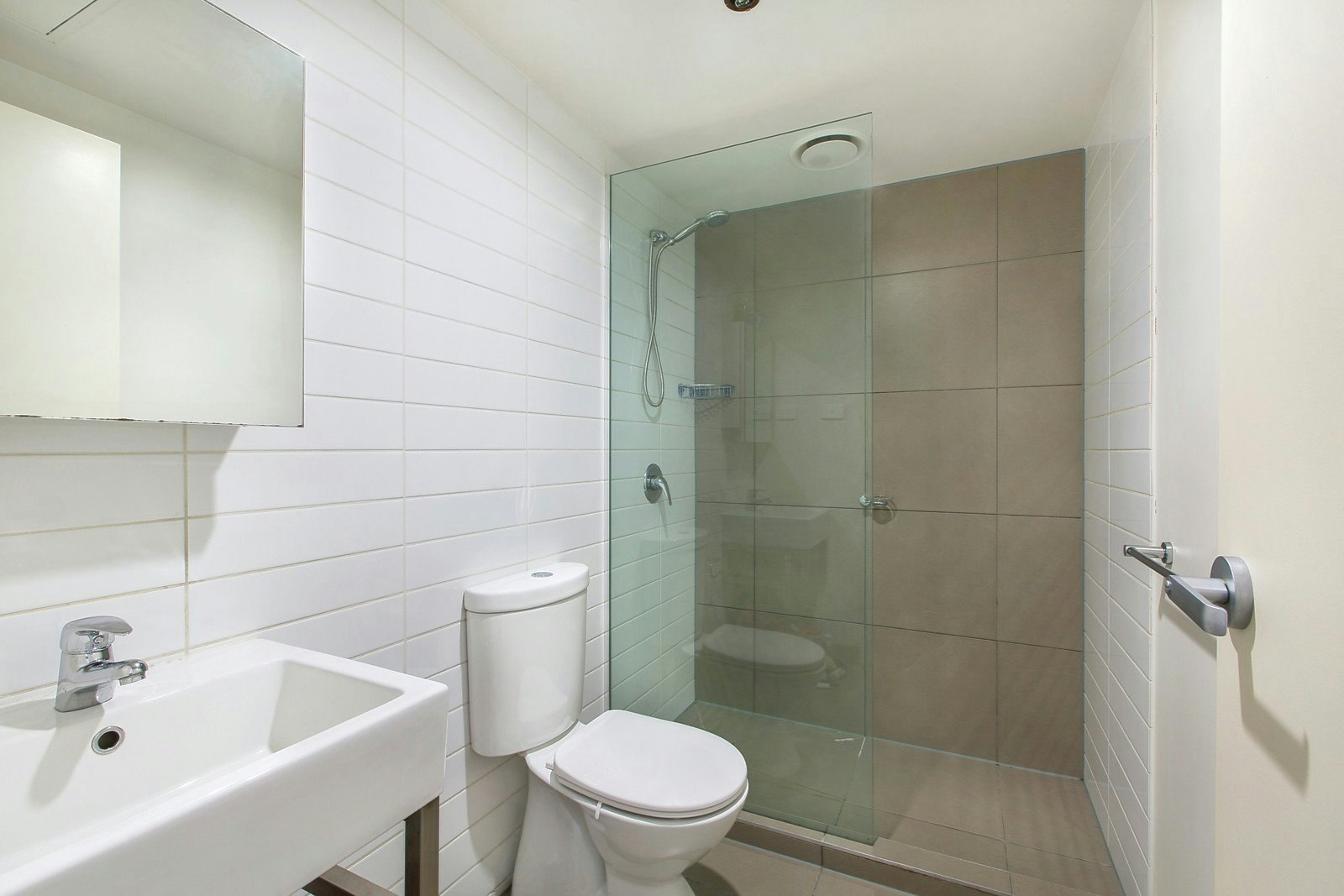 17/127 Grey Street, St Kilda, VIC