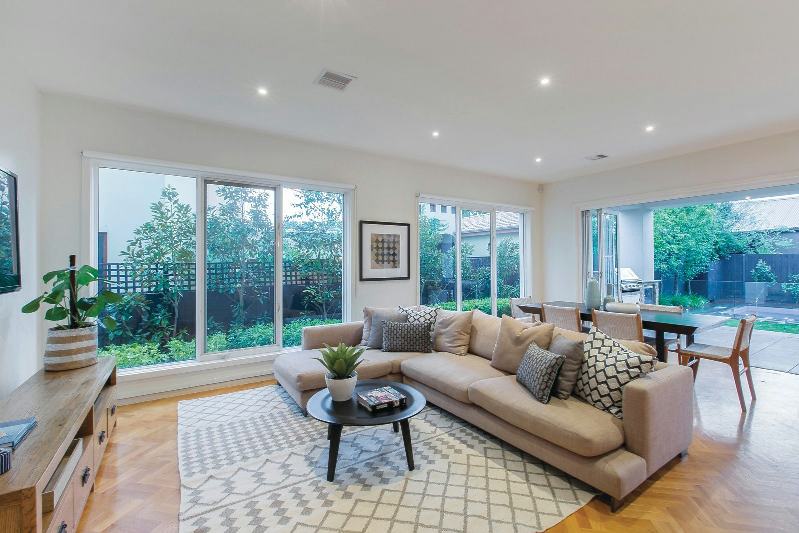 44 Roslyn Street, Brighton, VIC