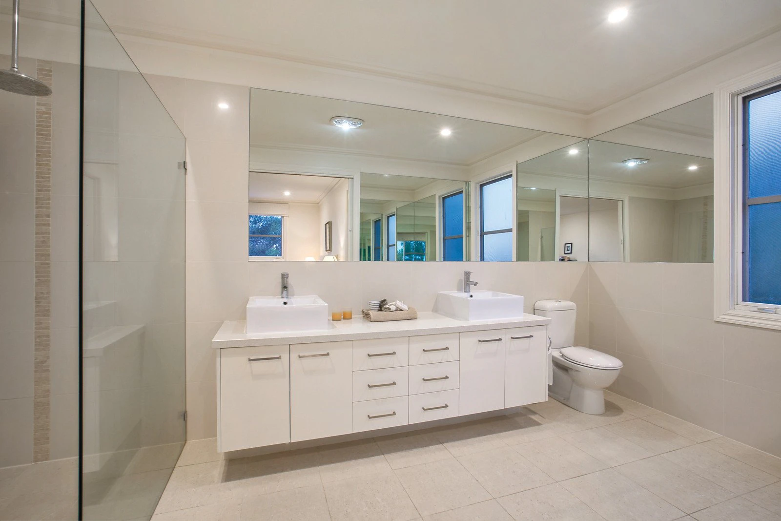 20 Everton Grove, Surrey Hills, VIC
