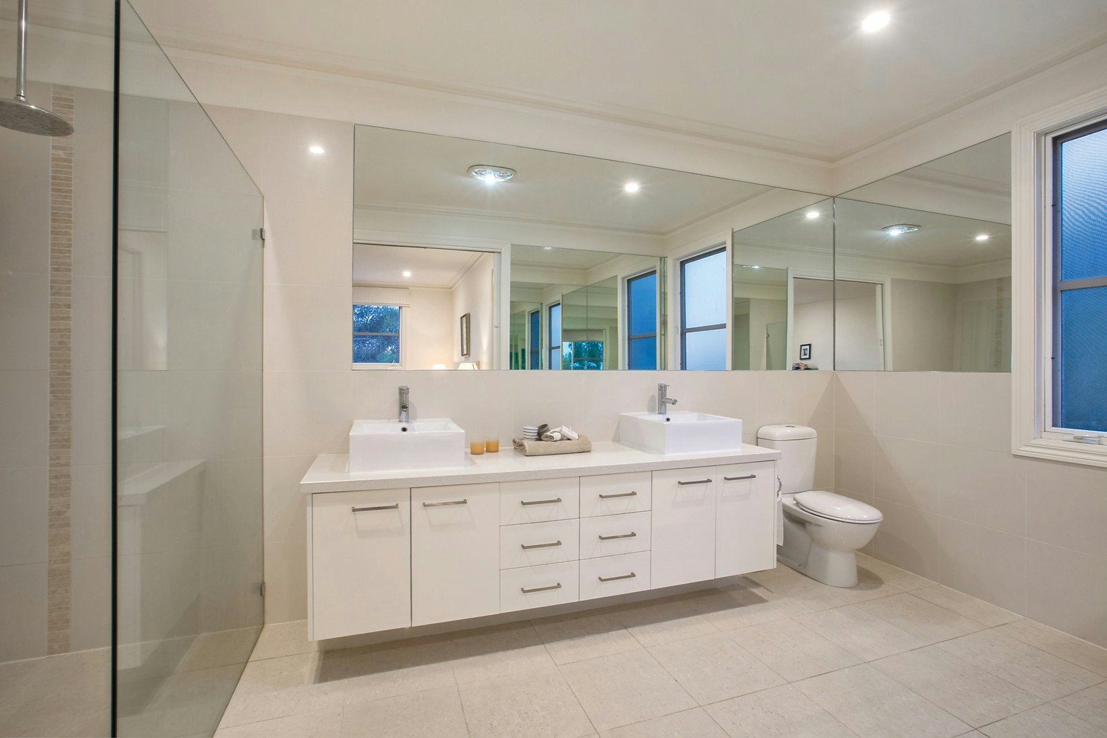 20 Everton Grove, Surrey Hills, VIC