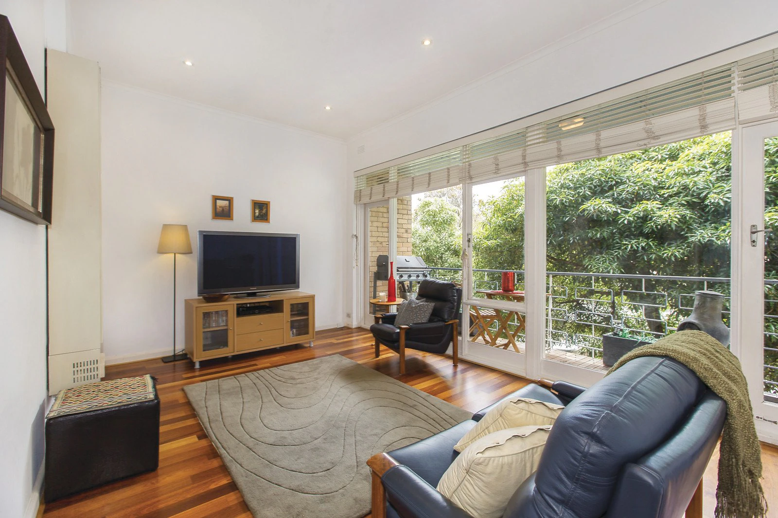 10/13 Myrniong Street, Glen Iris, VIC