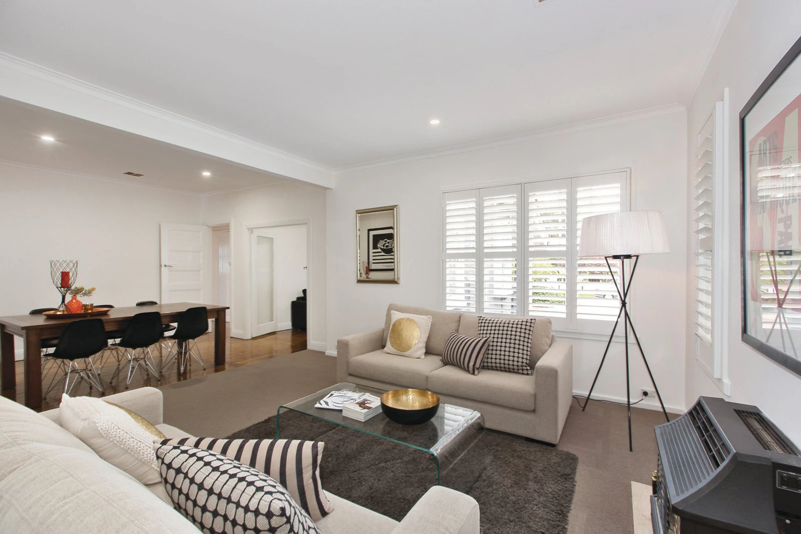 8 Dundonald Avenue, Malvern East, VIC