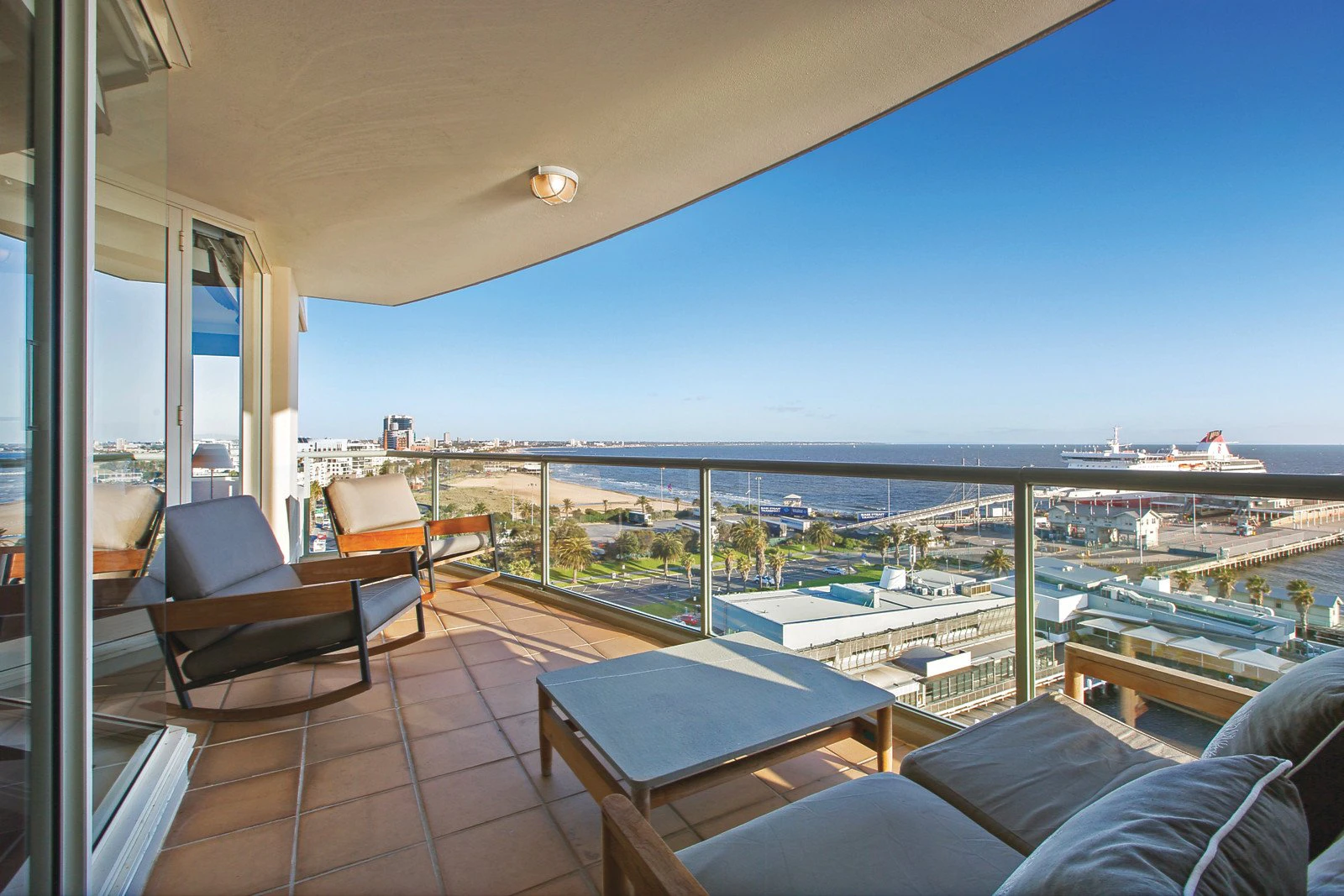 1001/107 Beach Street, Port Melbourne, VIC