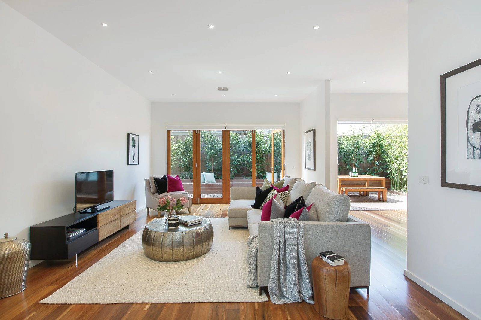 686A Hampton Street, Brighton, VIC