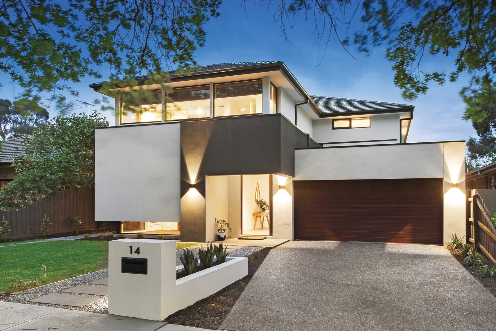 14 Queens Parade, Glen Iris, VIC