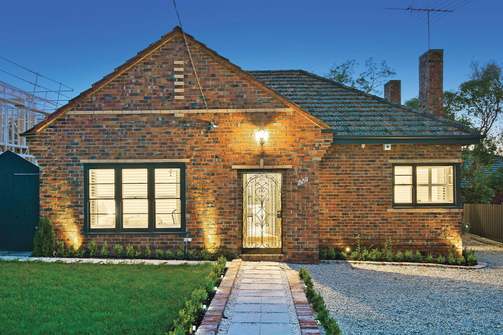 30 Valley Parade, Glen Iris, VIC