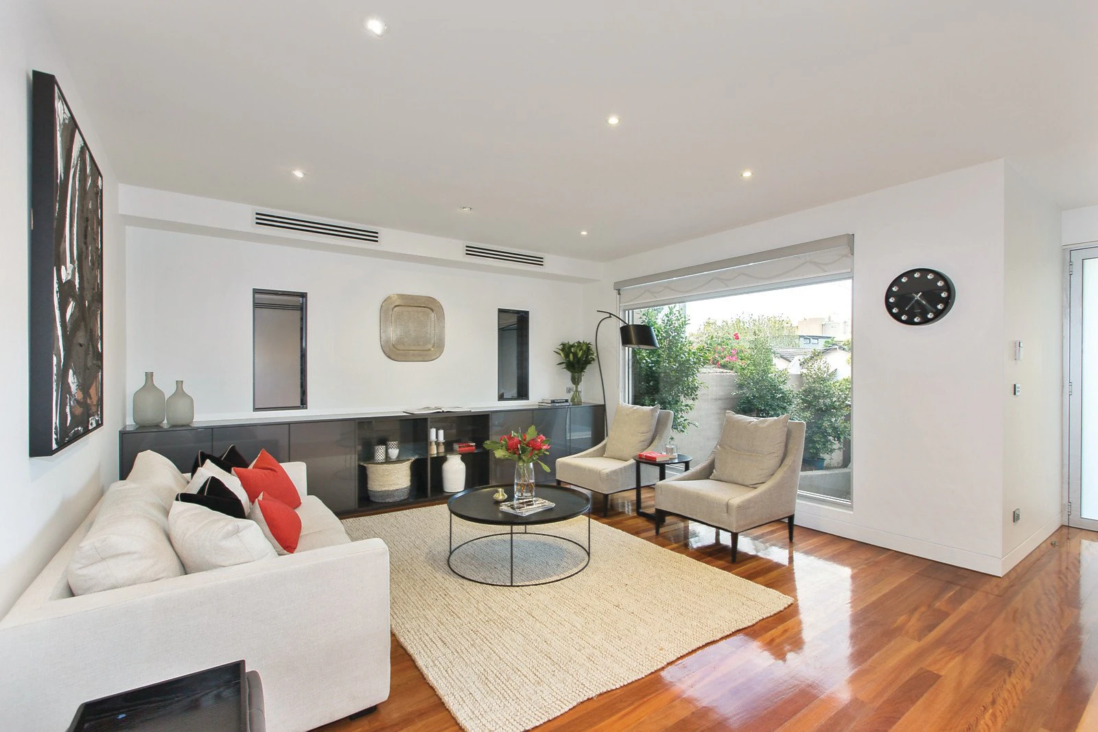 8 Bunalbo Avenue, South Yarra, VIC