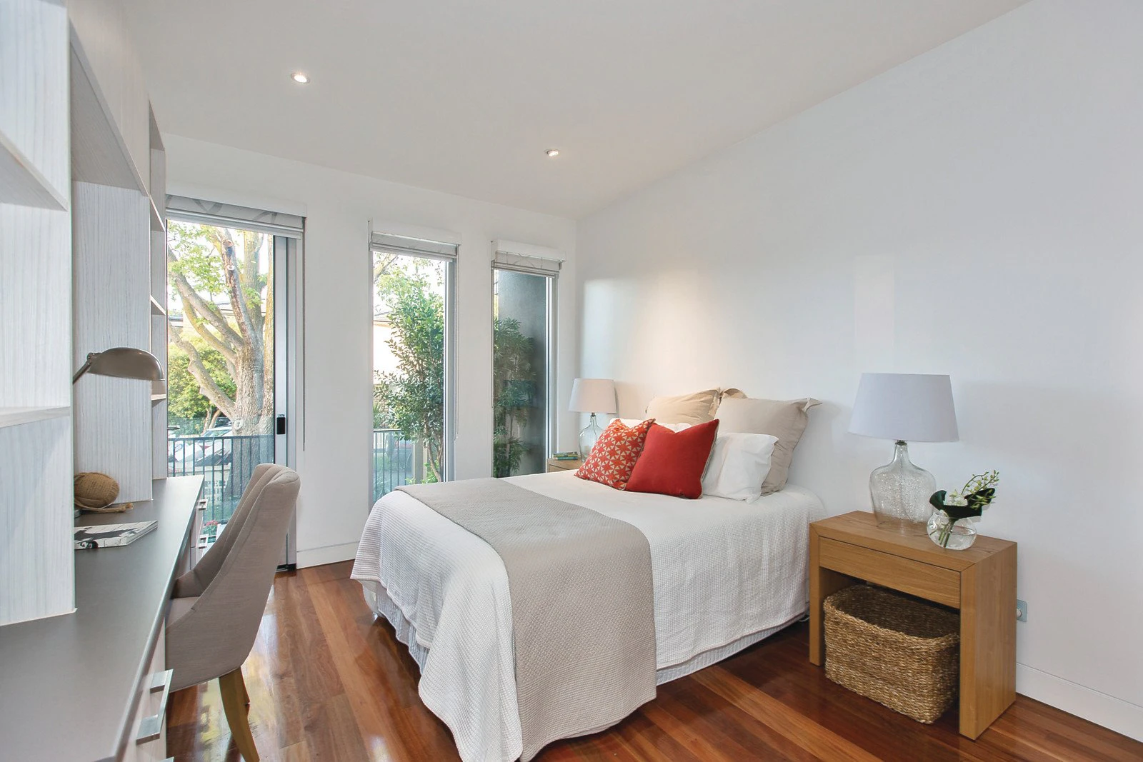 8 Bunalbo Avenue, South Yarra, VIC