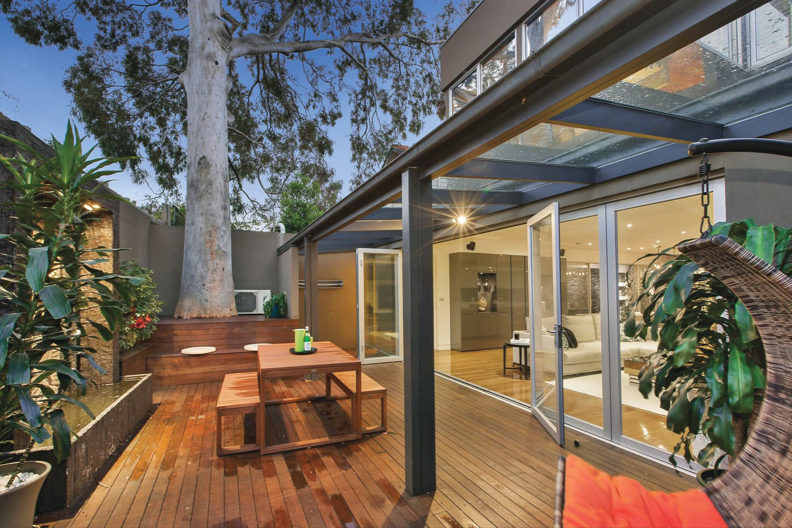 8 Bunalbo Avenue, South Yarra, VIC