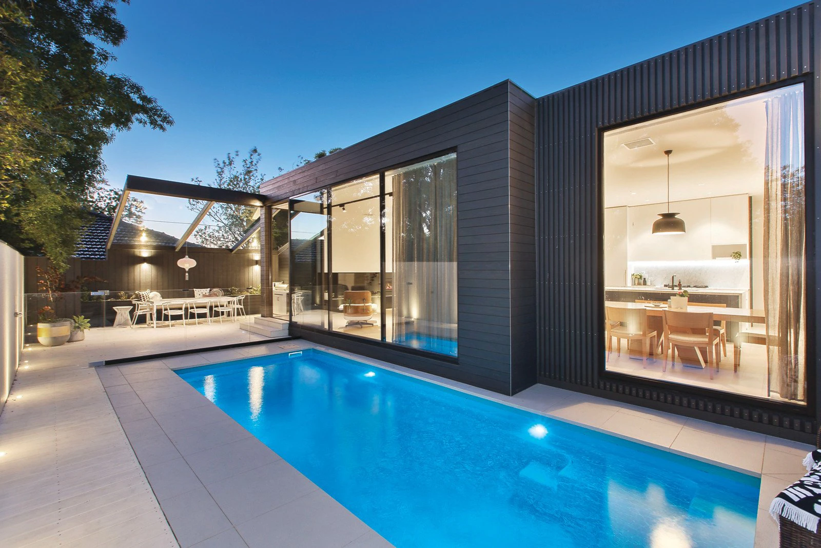 30 Valley Parade, Glen Iris, VIC