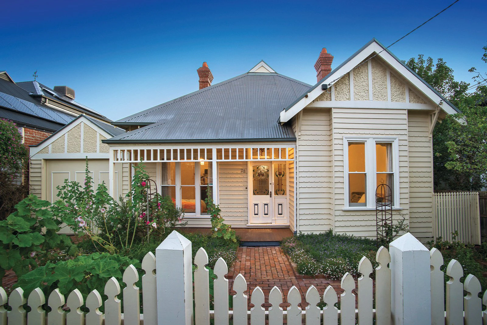 28 Holyrood Street, Hampton, VIC