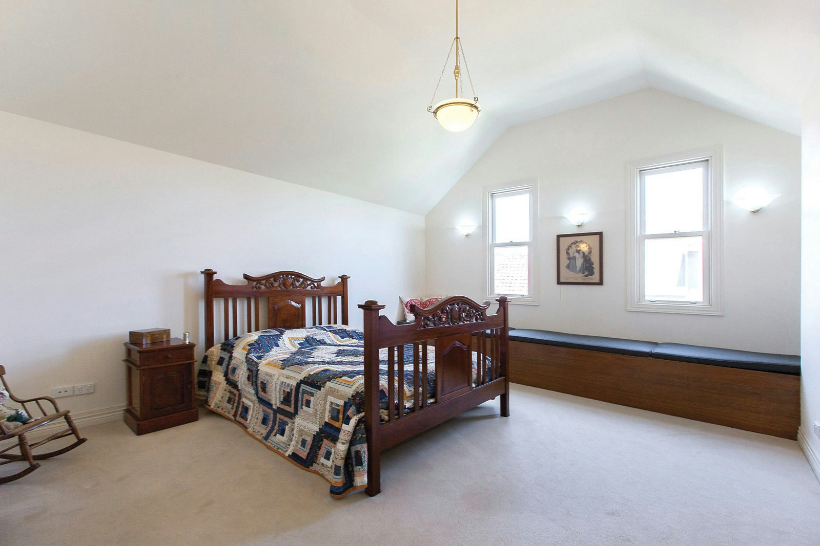 28 Holyrood Street, Hampton, VIC