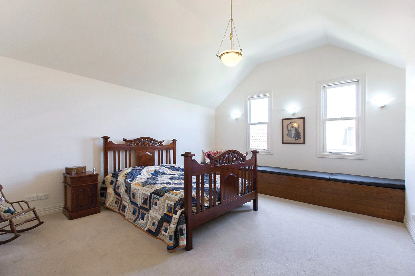 28 Holyrood Street, Hampton, VIC