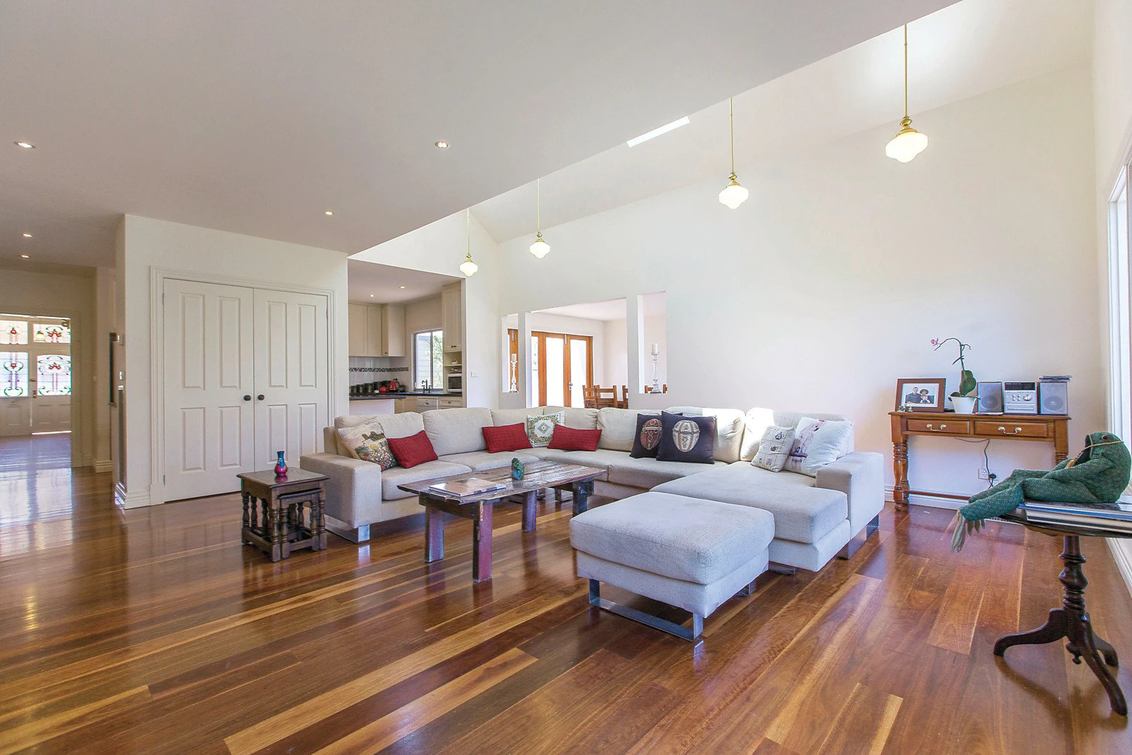 28 Holyrood Street, Hampton, VIC