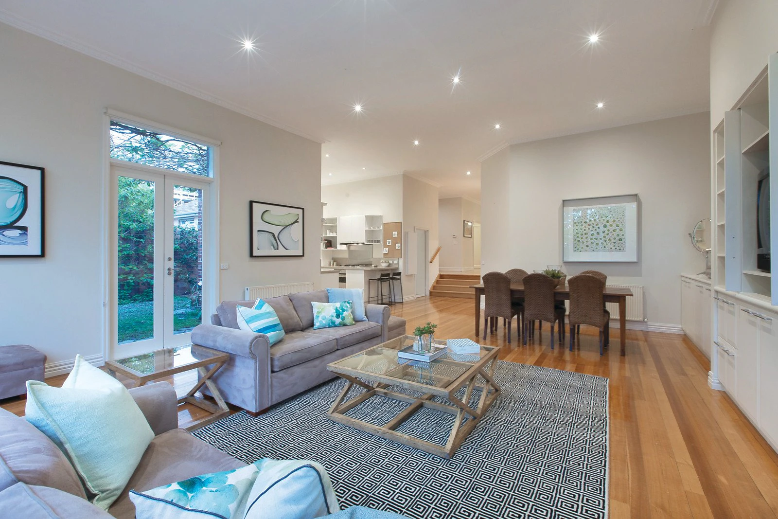 25 Kenmare Street, Mont Albert North, VIC